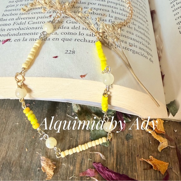 Beaded chain citrine choker minimalist necklace - Picture 4 of 6